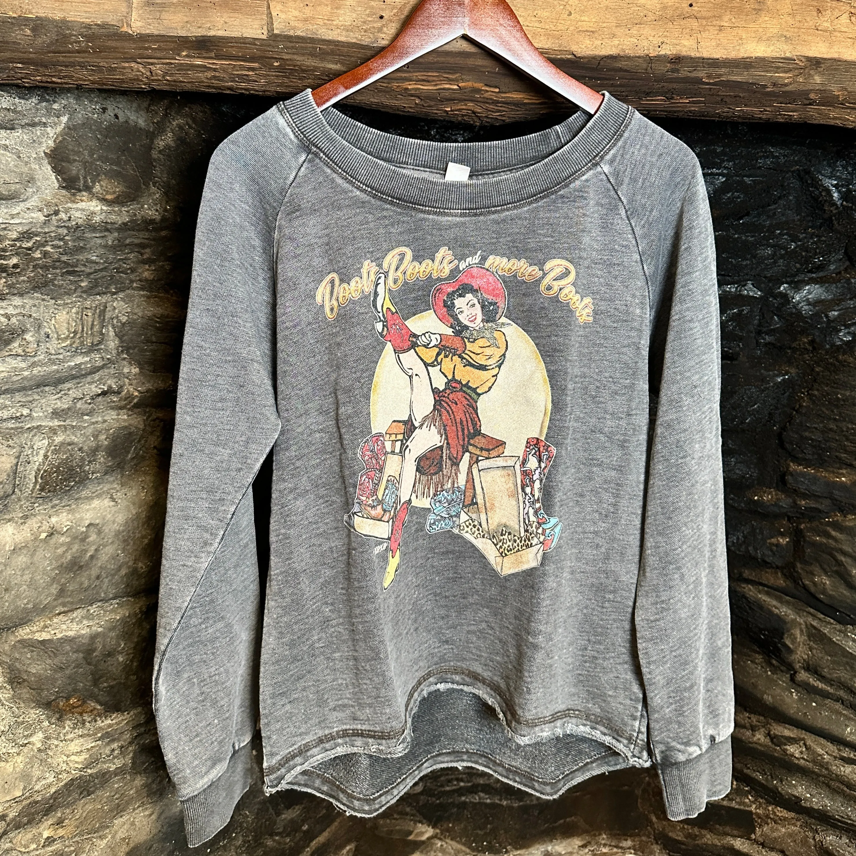 Boots Crew Sweatshirt for Western Style