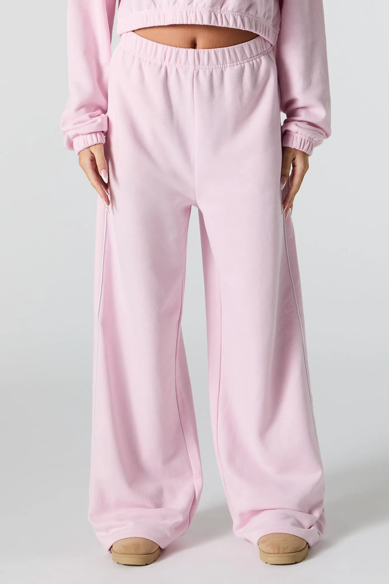 Contrast Stitch Fleece Wide Leg Sweatpant