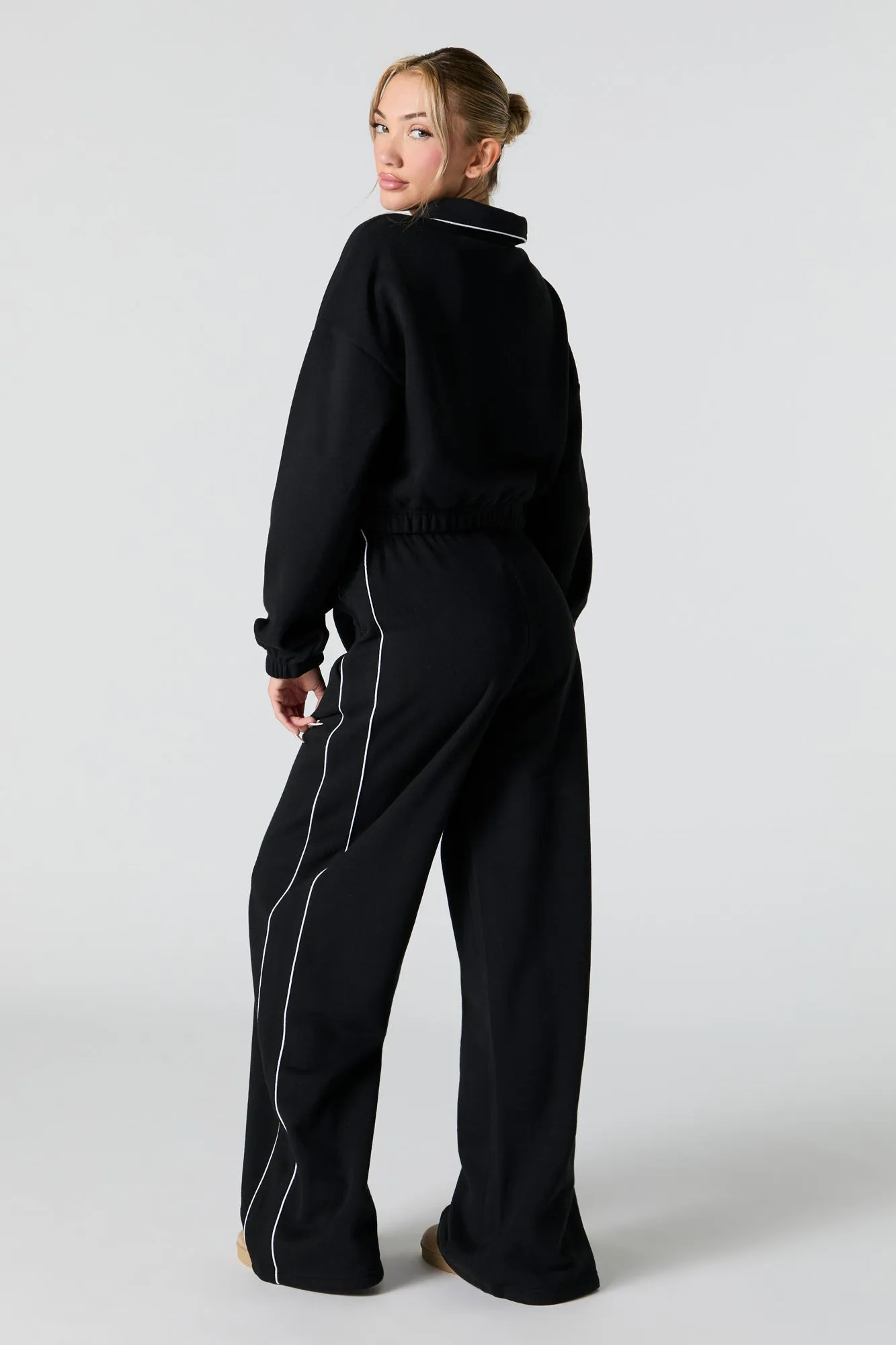 Contrast Stitch Fleece Wide Leg Sweatpant